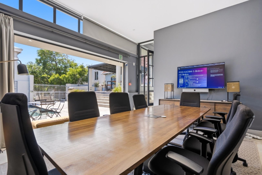 5 Bedroom Property for Sale in Woodstock Upper Western Cape